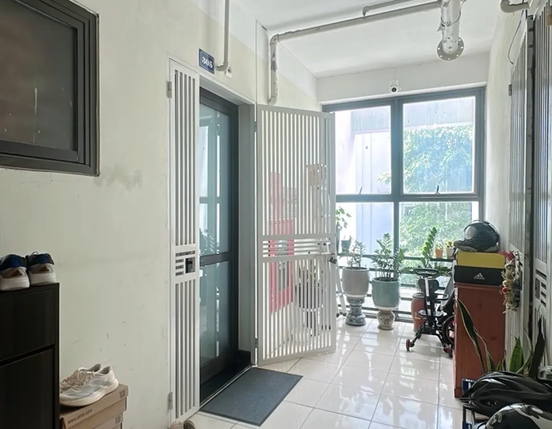 Căn hộ 2PN mơ ước ngay trung tâm Việt Hưng, view thoáng, ở thích. Gần trường học... Bán căn hộ chung cư tại Việt Hưng, Hà Nội 01