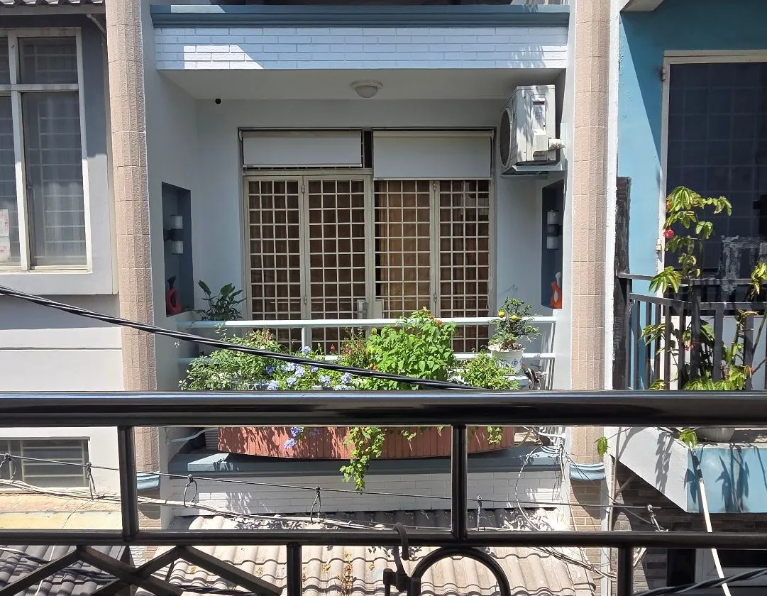 Cơ hội hiếm có: Nhà 2 tầng hẻm an ninh sát mặt tiền, giá chỉ 7.4 tỷ... Bán nhà riêng tại Cầu Kiệu, Hồ Chí Minh 01