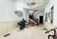 Cơ hội hiếm có nhà riêng 3 tầng gần trường Nguyễn Thái Bình Quận 6 giá chỉ 12,2 tỷ... Bán nhà riêng tại Bình Phú, Hồ Chí Minh 01