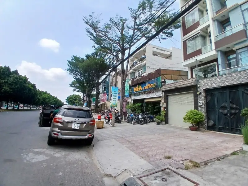 Bán nhà mặt phố 4 tầng diện tích 84m2 tại Bình Tân... Bán nhà mặt phố tại An Lạc, Hồ Chí Minh 01
