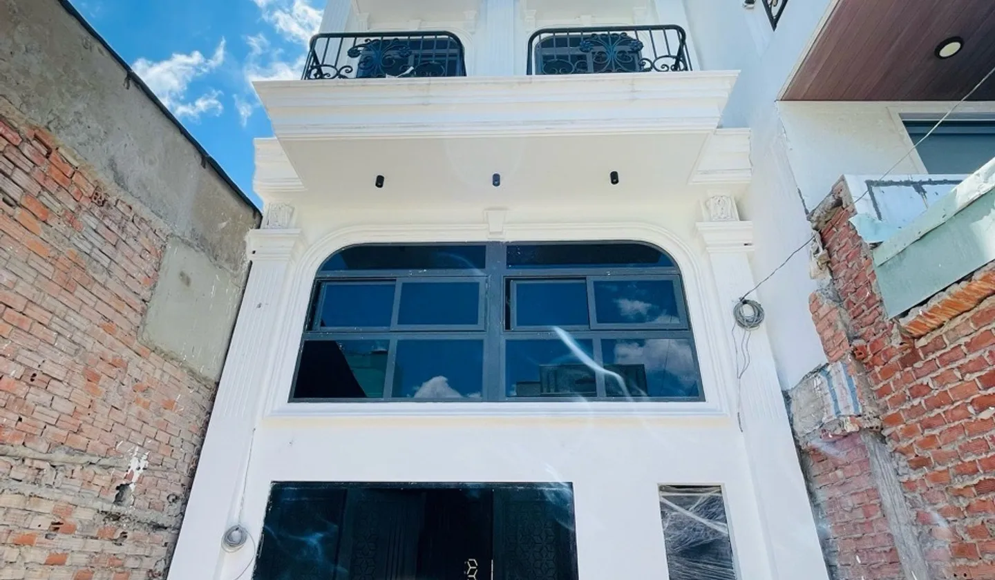 Cơ hội sở hữu toà nhà 12 phòng cho thuê ngay khu vực phát triển mạnh sát sân bay... Bán nhà riêng tại Tân Sơn, Hồ Chí Minh 01