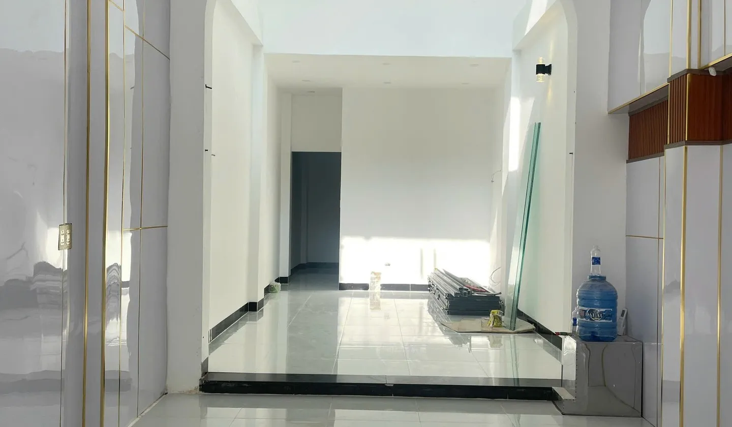 Bán nhà 4 tầng mặt phố tại quận Tân Bình, giá 15,5 tỷ... Bán nhà mặt phố tại Bảy Hiền, Hồ Chí Minh 01