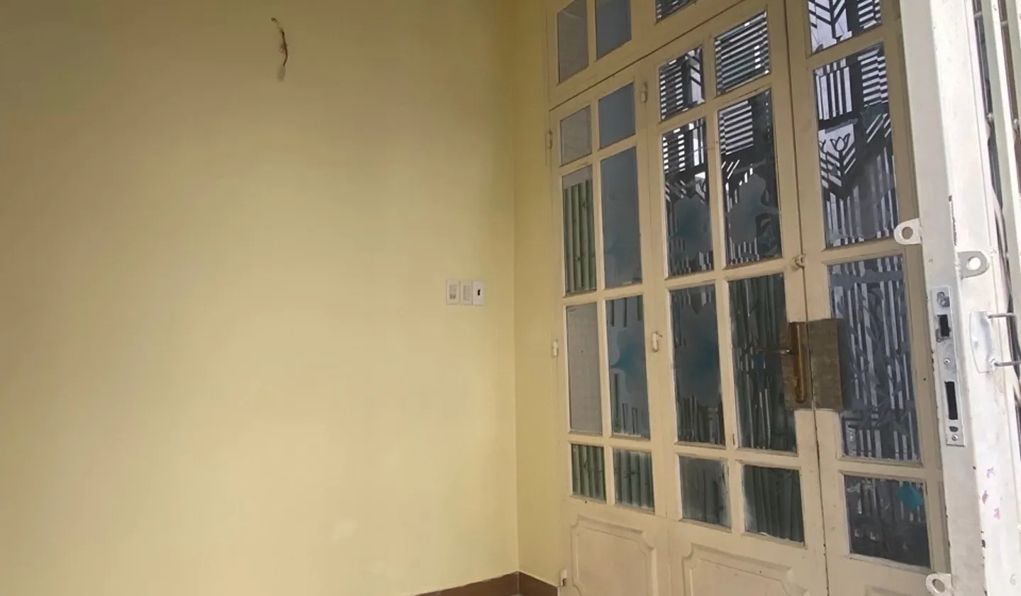 Bán nhà riêng 3 tầng 3 phòng ngủ tại quận 6... Bán nhà riêng tại Bình Tiên, Hồ Chí Minh 01