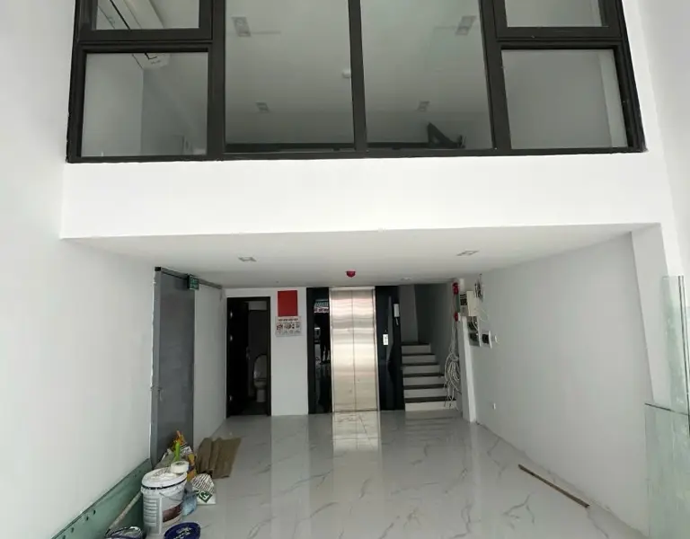 Bán nhà mặt phố phường Tây Hồ Hà Nội 7 tầng 31m² giá 31 tỷ đồng... Bán nhà mặt phố tại Tây Hồ, Hà Nội 01