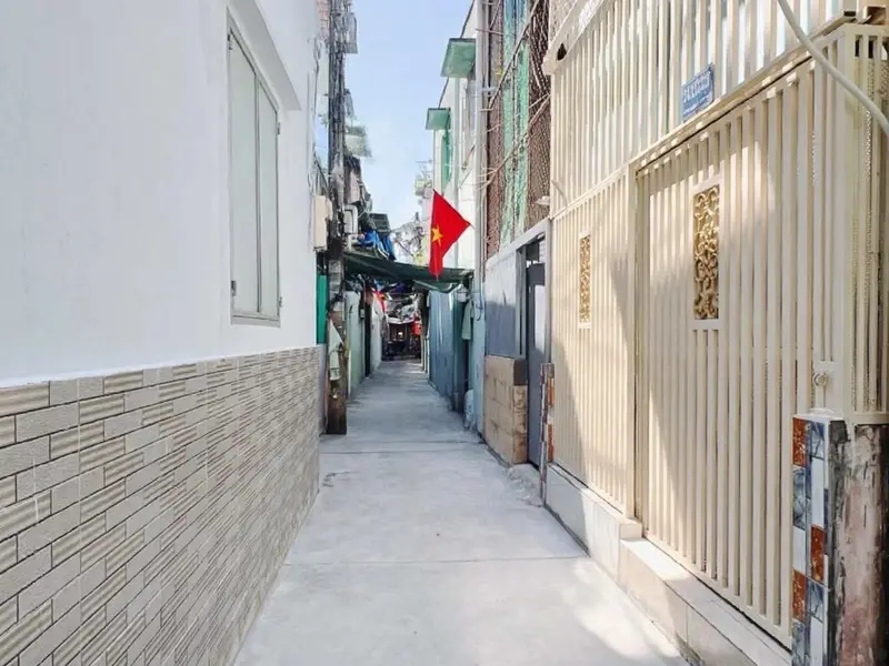 Trục Tôn Đản - 2 Tầng - 31m² - 2 tỷ nhỉnh - Nở hậu tài lộc... Bán nhà riêng tại Xóm Chiếu, Hồ Chí Minh 01