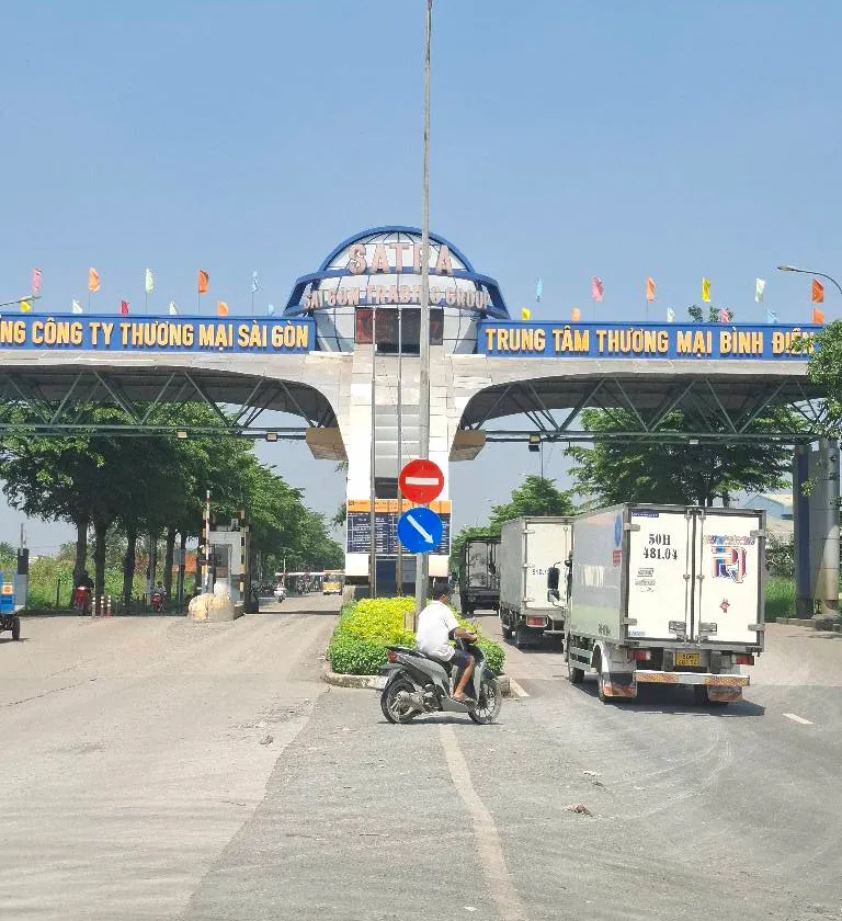 Bán nhà mặt phố Quản Trọng Linh 5 tầng 6 phòng ngủ tại khu kinh doanh sầm uất... Bán nhà mặt phố tại Bình Đông, Hồ Chí Minh 01