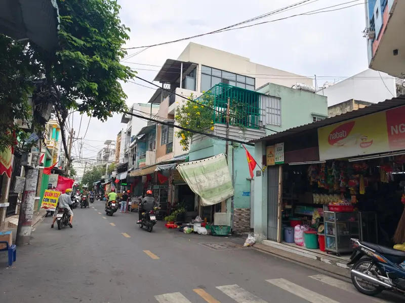 Bán nhà riêng 200m2 tại Tân Phú, phù hợp kinh doanh, giá tốt... Bán nhà riêng tại Phú Thạnh, Hồ Chí Minh 01