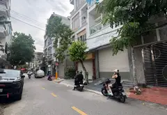Nhà mặt phố sang trọng tại quận Lê Chân, Hải Phòng với thiết kế hiện đại và vị trí đắc địa... Bán nhà mặt phố tại Lê Chân, Hải Phòng 04