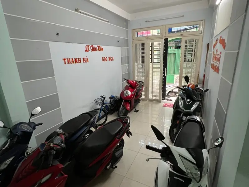 Nhà 3 Tầng Vuông Vức Trung Tâm Quận 10, Hẻm Xe Hơi... Bán nhà riêng tại Hòa Hưng, Hồ Chí Minh 01