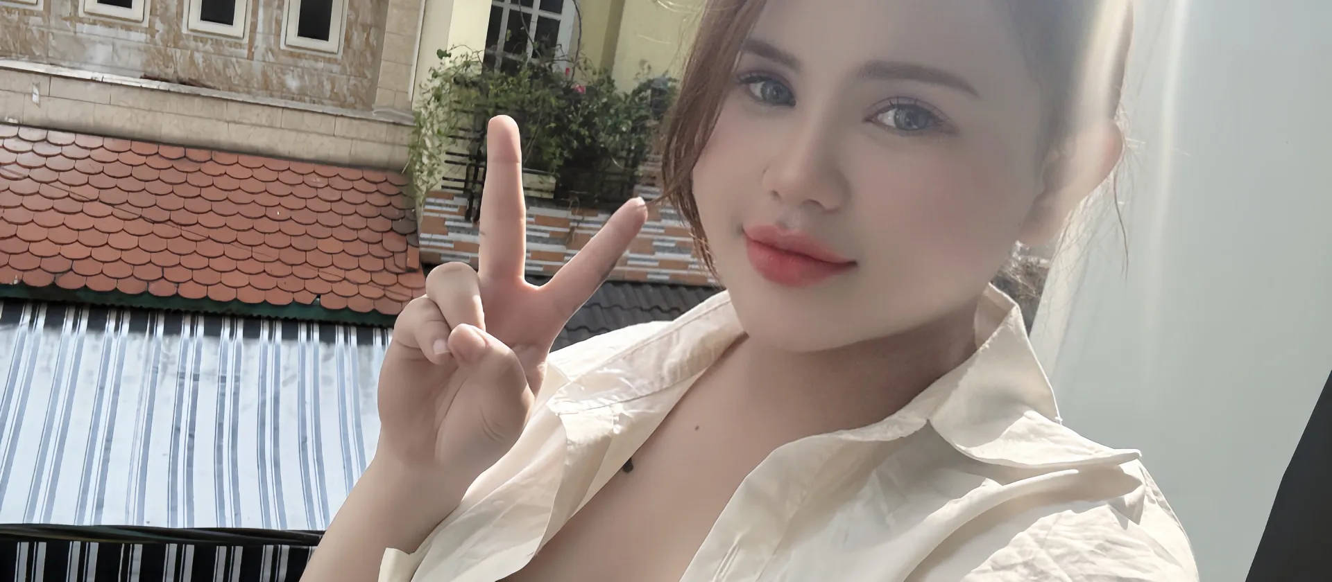 🏡 CELADON AEON MALL TÂN PHÚ
 4x11M nhà mới hoàn công đủ
 Hẻm ô tô tránh
Chỉ 5TY có nhà xinh... Bán nhà riêng tại Bình Hưng Hòa, Hồ Chí Minh 01