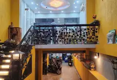 Nhà đẹp, nội thất cao cấp, có hầm đậu 2 oto thoải mái, hẻm nhựa xe hơi tránh nhau,... Bán nhà riêng tại An Nhơn, Hồ Chí Minh 03