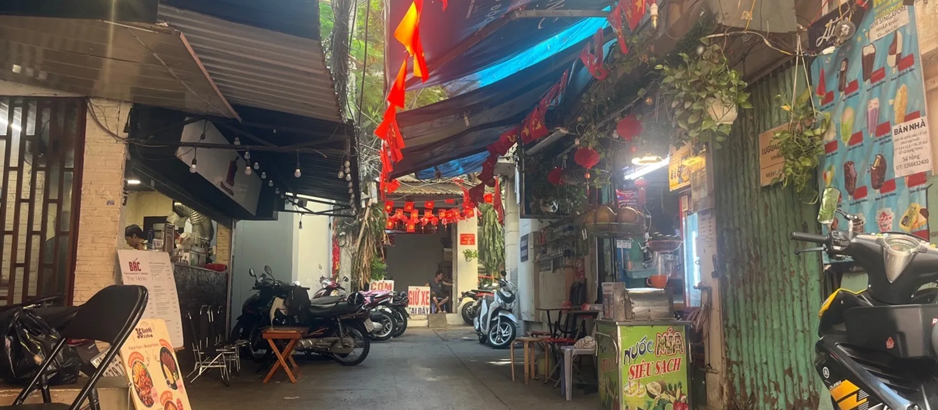 Nhà góc Q1, sân riêng, giá tốt giảm 2 tỷ... Bán nhà riêng tại Sài Gòn, Hồ Chí Minh 01
