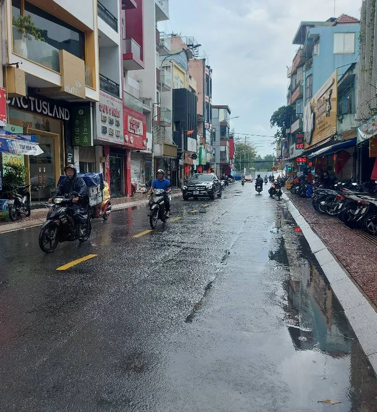 Bán lô góc 2 căn phố 3 tầng cực tiện ích giá sốc... Bán nhà mặt phố tại Nhiêu Lộc, Hồ Chí Minh 01
