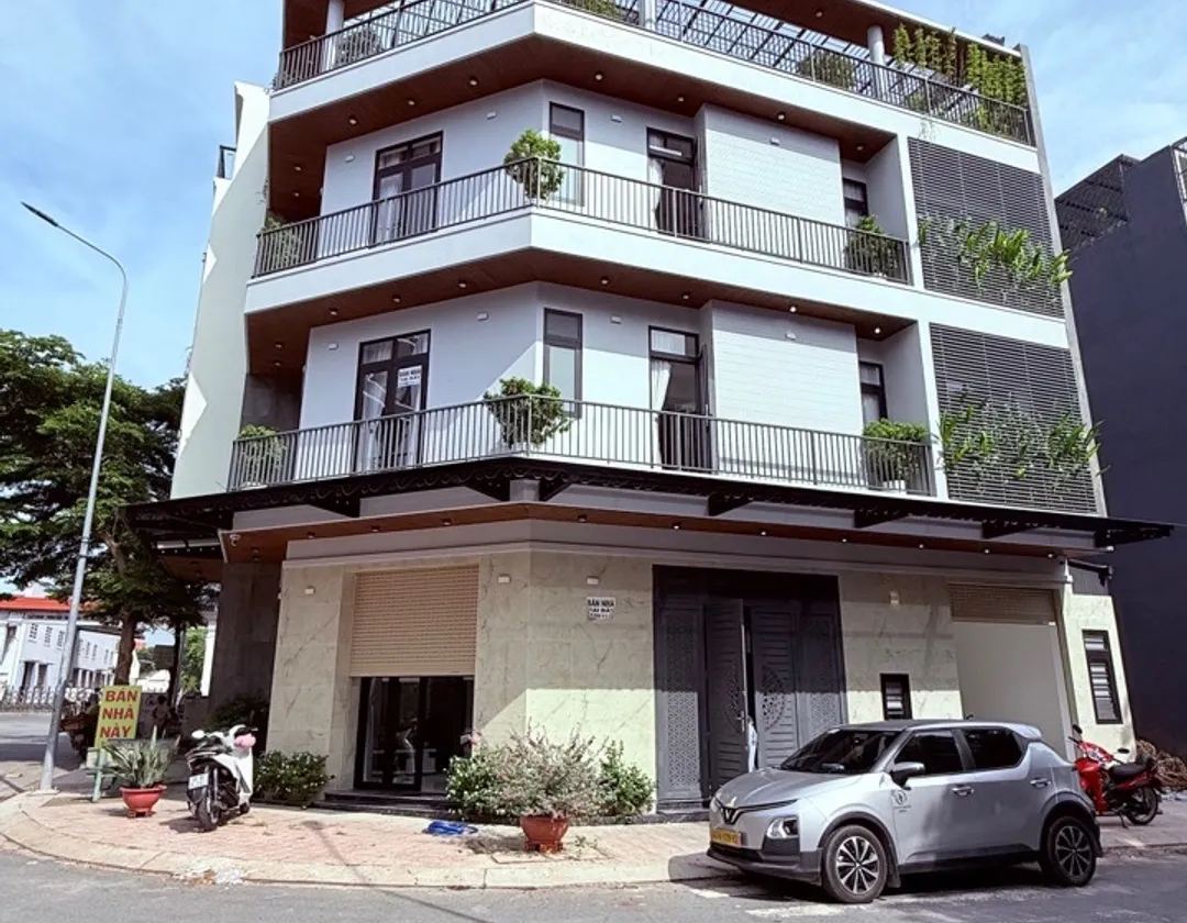 BÁN NHÀ 4 TẦNG CĂN GÓC, 1 TRỆT 2 LẦU MỚI, MẶT TIỀN THÔNG THOÁNG... Bán nhà mặt phố tại An Phú, Hồ Chí Minh 01
