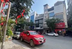 🔥🔥SIÊU PHẨM KINH DOANH - GẦN PHỐ GẦN OTO -GIAO THÔNG TIỆN ÍCH -
KIM MÃ... Bán nhà riêng tại Ngọc Hà, Hà Nội 04
