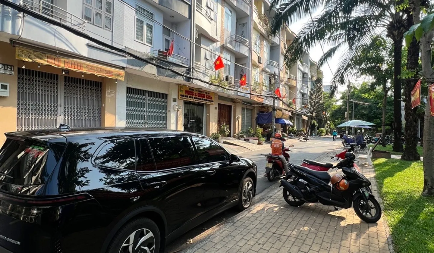 Bán nhà riêng 5 tầng mặt tiền 4m tại Bông Sao, phù hợp kinh doanh, giá 11.6 tỷ... Bán nhà riêng tại Bình Đông, Hồ Chí Minh 01