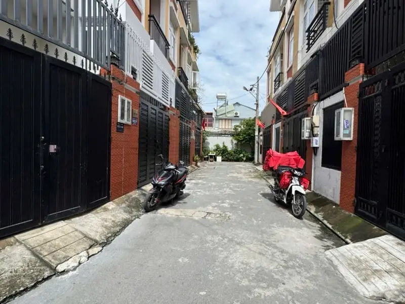 Nhà 3 tầng gần Vạn Phúc City, diện tích 51m2, giá 6.8 tỷ... Bán nhà riêng tại Hiệp Bình, Hồ Chí Minh 01