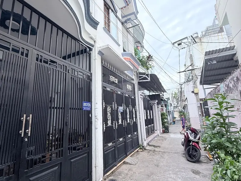 Nhà 2 tầng 3 phòng gần mặt tiền Phường Tân Sơn diện tích 60m2, giá 5.3 tỷ... Bán nhà riêng tại Tân Sơn, Hồ Chí Minh 01