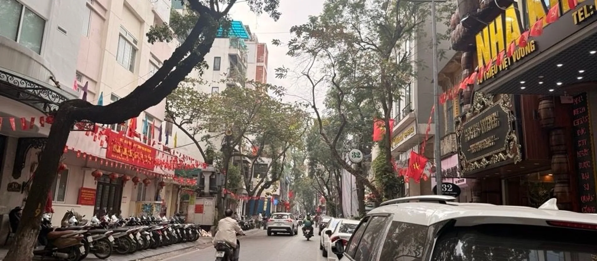 Bán văn phòng mặt phố trung tâm gần Hồ Hoàn Kiếm, diện tích 267m2, 7 tầng... Bán văn phòng tại Hai Bà Trưng, Hà Nội 01