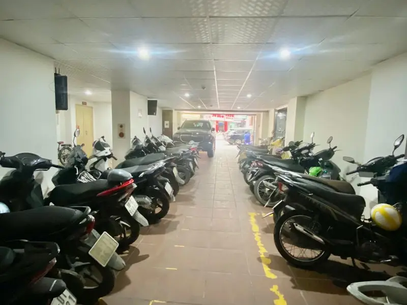Nhà mặt phố 9 tầng đẳng cấp với doanh thu ổn định tại trung tâm thành phố... Bán nhà mặt phố tại Bạch Mai, Hà Nội 01