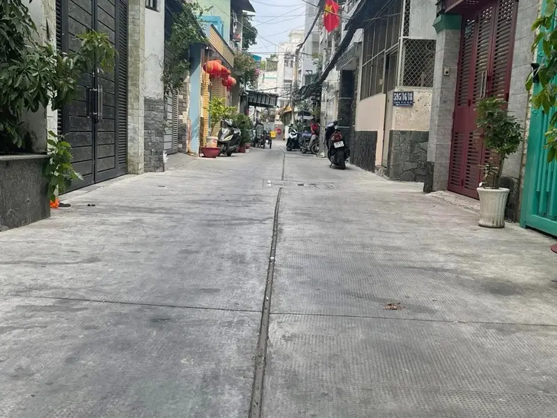 Nhà 2 mặt tiền 4 tầng 5PN trung tâm Quận 10 giá 6.5 tỷ... Bán nhà riêng tại Hòa Hưng, Hồ Chí Minh 01