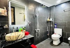 Cơ hội sở hữu nhà 3 tầng hướng Nam tại Tân Bình với thiết kế tối ưu và giá tốt... Bán nhà riêng tại Tân Sơn Hòa, Hồ Chí Minh 05