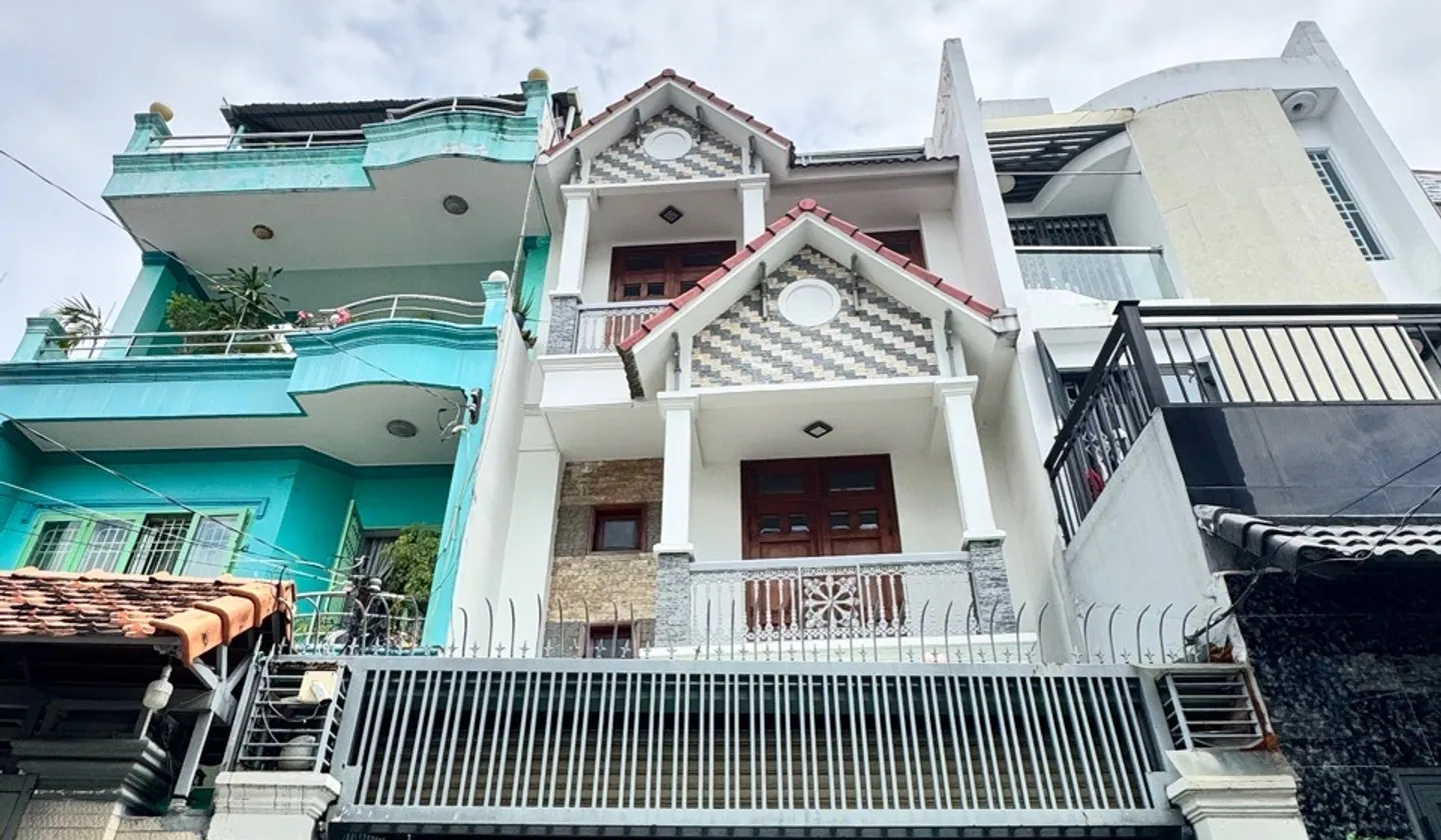 Nhà mặt phố P4 Tân Bình, 5 tầng, kinh doanh sầm uất... Bán nhà mặt phố tại Tân Sơn Nhất, Hồ Chí Minh 01