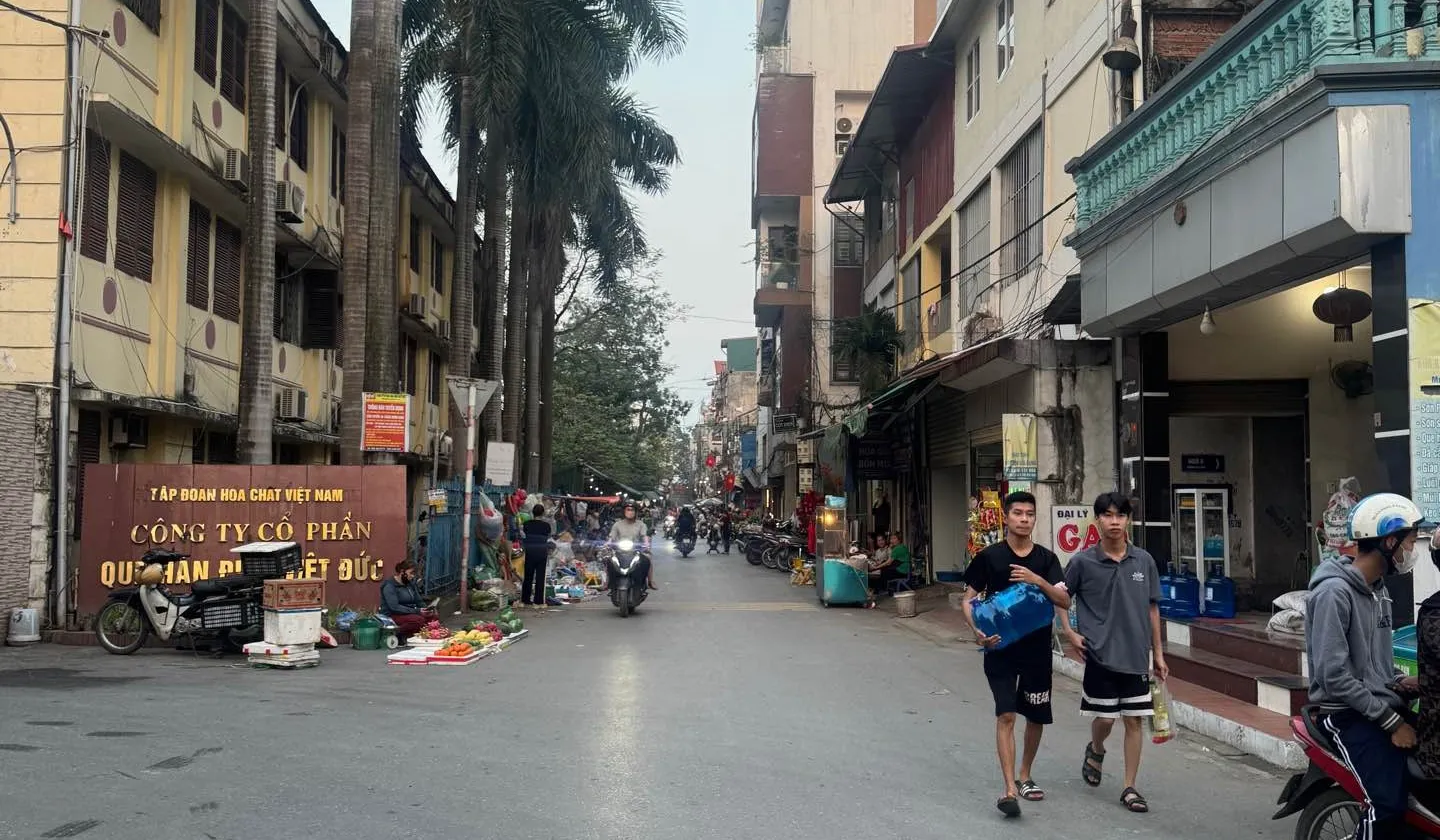 Trung tâm Thanh Trì , lõi Vin khu A - Đất hai mặt ngõ, ô tô qua nhà, gần phố, sổ phân lô... Bán đất tại Ngọc Hồi, Hà Nội 01