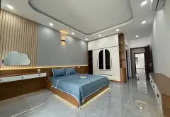 Nhà Mặt Phố Sang Trọng Trung Mỹ Tây với Thiết Kế Hiện Đại và Thang Máy Tiện Nghi... Bán nhà mặt phố tại Trung Mỹ Tây, Hồ Chí Minh 04