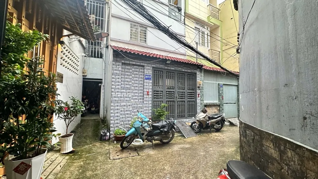 Nhà Hiện Đại Trung Tâm Tân Bình - Vừa Ở Vừa Kiếm Thu Nhập... Bán nhà riêng tại Bảy Hiền, Hồ Chí Minh 01