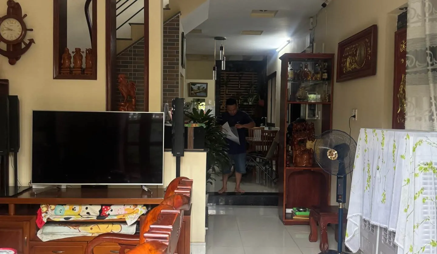 🔥 CĂN GÓC -HXH LÊ VĂN THỊNH – 113M² -NGANG 7.1M-VUÔNG – 3 TẦNG –Ô TÔ TRONG SÂN – CHỈ 13 TỶ... Bán nhà riêng tại Bình Trưng, Hồ Chí Minh 01