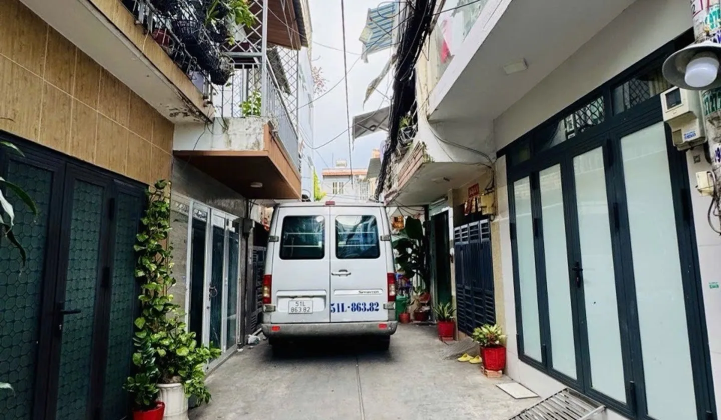 HẺM XE HƠI - HUỲNH THIỆN LỘC, KÊNH TÂN HÓA , LŨY BÁN BÍCH, GIÁP TÂN BÌNH - DT 32M² - 3 TẦNG BTCT -... Bán nhà riêng tại Tân Phú, Hồ Chí Minh 01