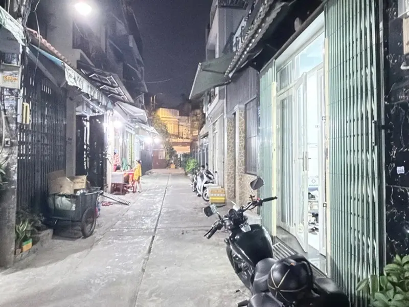 Bán nhà riêng 2 tầng diện tích 25m² tại phường với pháp lý rõ ràng, giá 3.65 tỷ... Bán nhà riêng tại Bình Hưng Hòa, Hồ Chí Minh 01