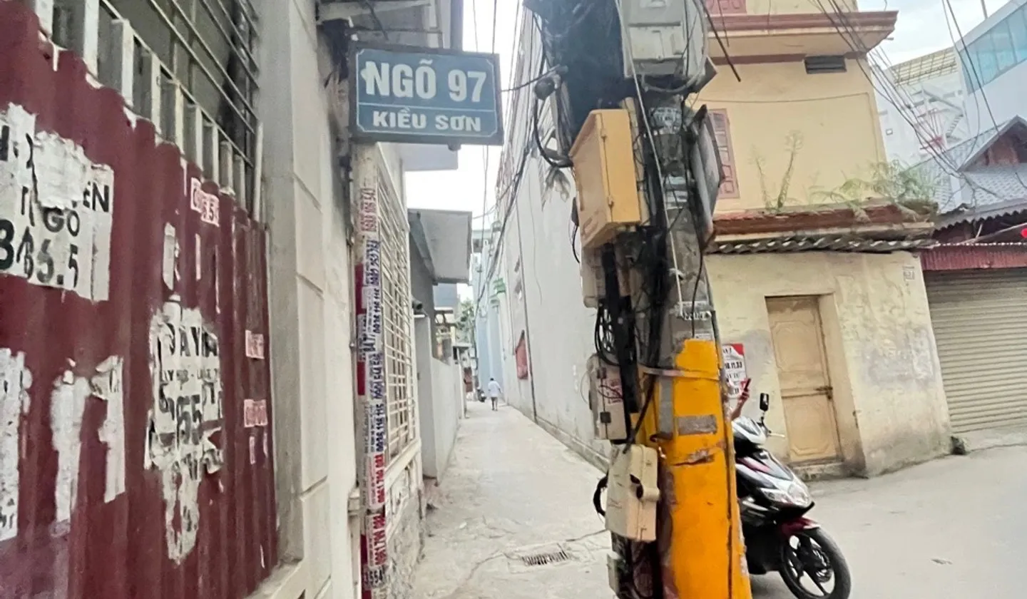 Nhà 4 tầng kiên cố tại trung tâm Đằng Lâm với thang máy và ô tô vào nhà... Bán nhà riêng tại Hải An, Hải Phòng 01