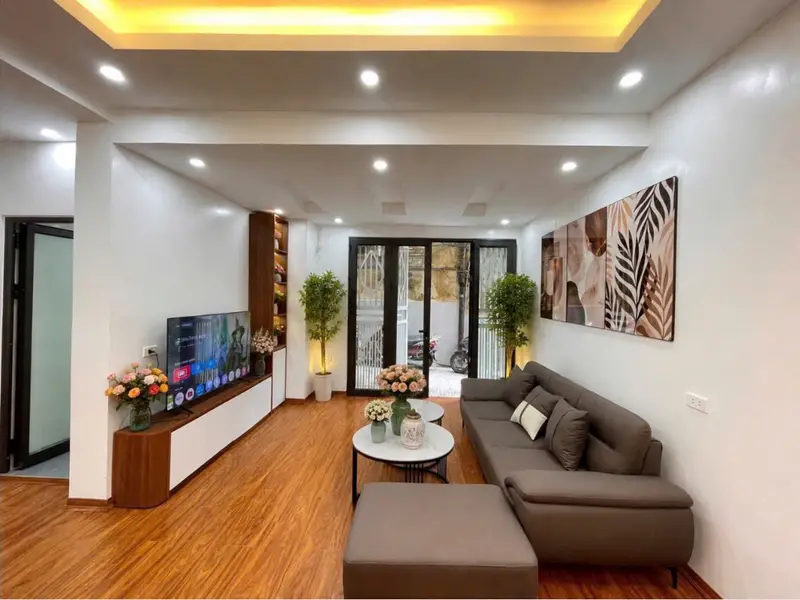 Căn hộ tầng 1 hiếm có 2 ngủ 2 vệ sinh trung tâm Đống Đa giá tốt... Bán căn hộ chung cư tại Láng, Hà Nội 01