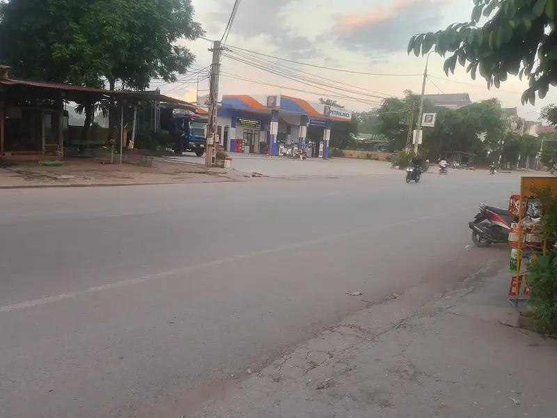 Cần tiền bán gấp giá f0 Alo Em Quynh qua xem đất freee... Bán đất tại Tân Yên, Bắc Ninh 01