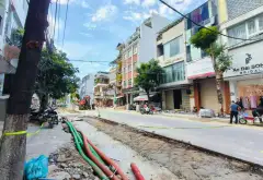 HIẾM BÁN NHÀ MẶT TIỀN PHAN CHÂU TRINH - HẢI CHÂU - KHU VIP NGAY KHÁCH SẠN - chỉ 18 Tỷ... Bán nhà mặt phố tại Hải Châu, Đà Nẵng 02