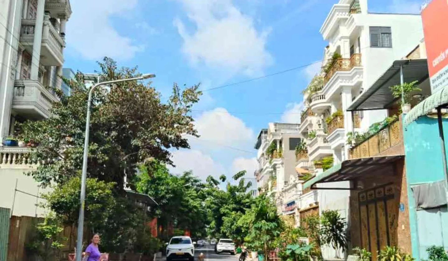 Cơ hội sở hữu nhà mặt phố đắt giá tại Bình Tân với mức giá hiếm có... Bán nhà mặt phố tại Bình Tân, Hồ Chí Minh 01