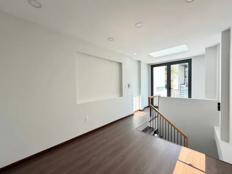 Bán nhà mặt phố 4 tầng 30m2 hướng Tây Nam tại quận trung tâm... Bán nhà mặt phố tại Bình Lợi Trung, Hồ Chí Minh 01