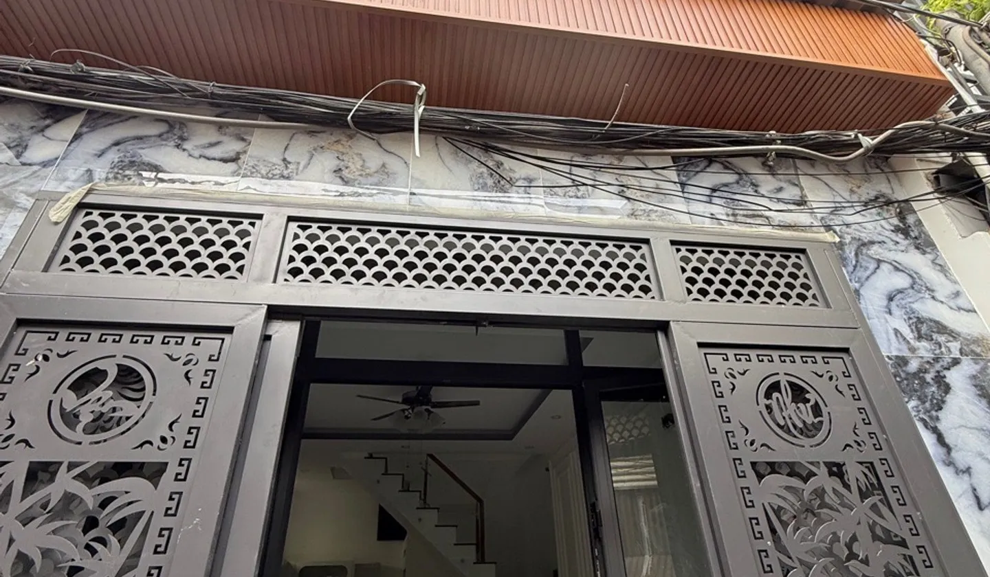 Nhà 3 tầng mới xây gần quận 5, Quận 8, diện tích 34.6 m2, giá tốt... Bán nhà riêng tại Chánh Hưng, Hồ Chí Minh 01