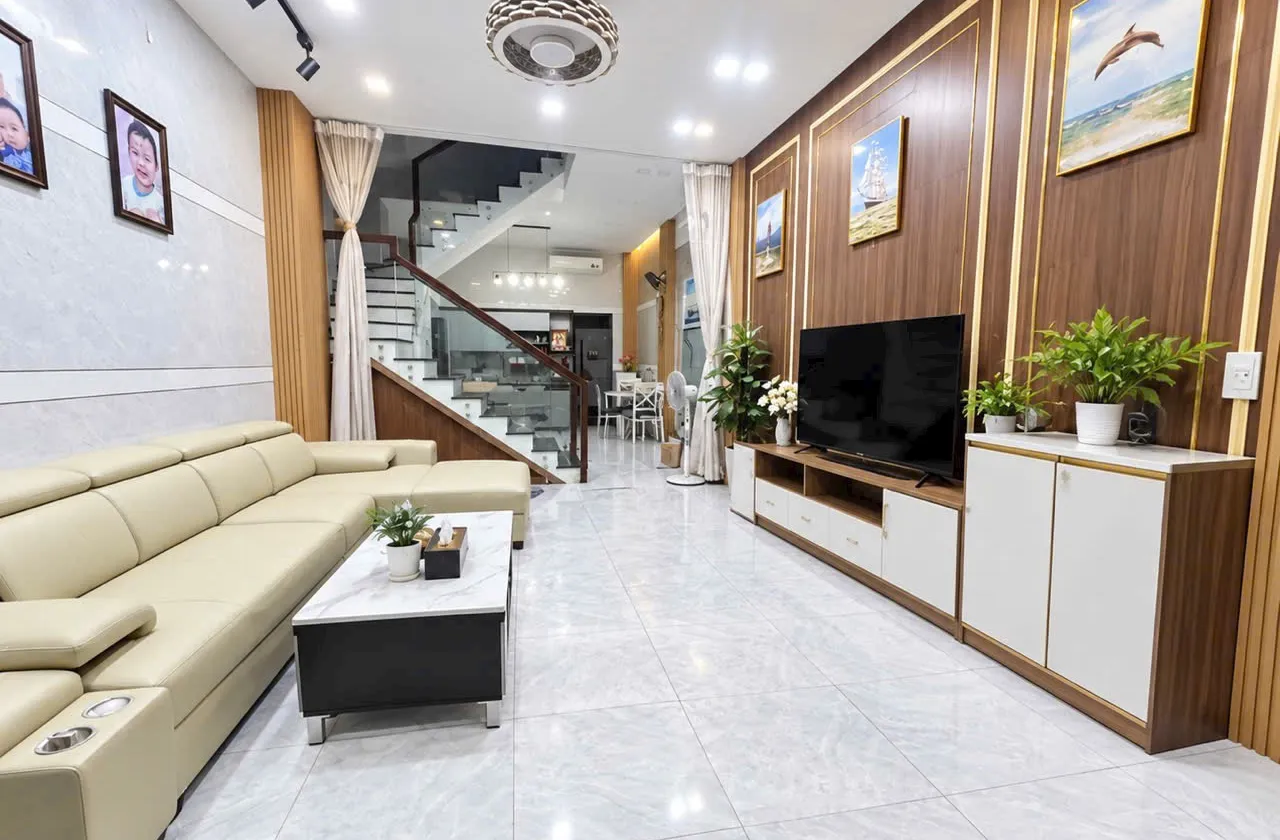 Huỳnh Tấn Phát - 5 Tỷ 6 - Đường 6m - Nhà 4 Tầng 51m² - Ngang 4,5m - 4PN... Bán nhà riêng tại Nhà Bè, Hồ Chí Minh 01