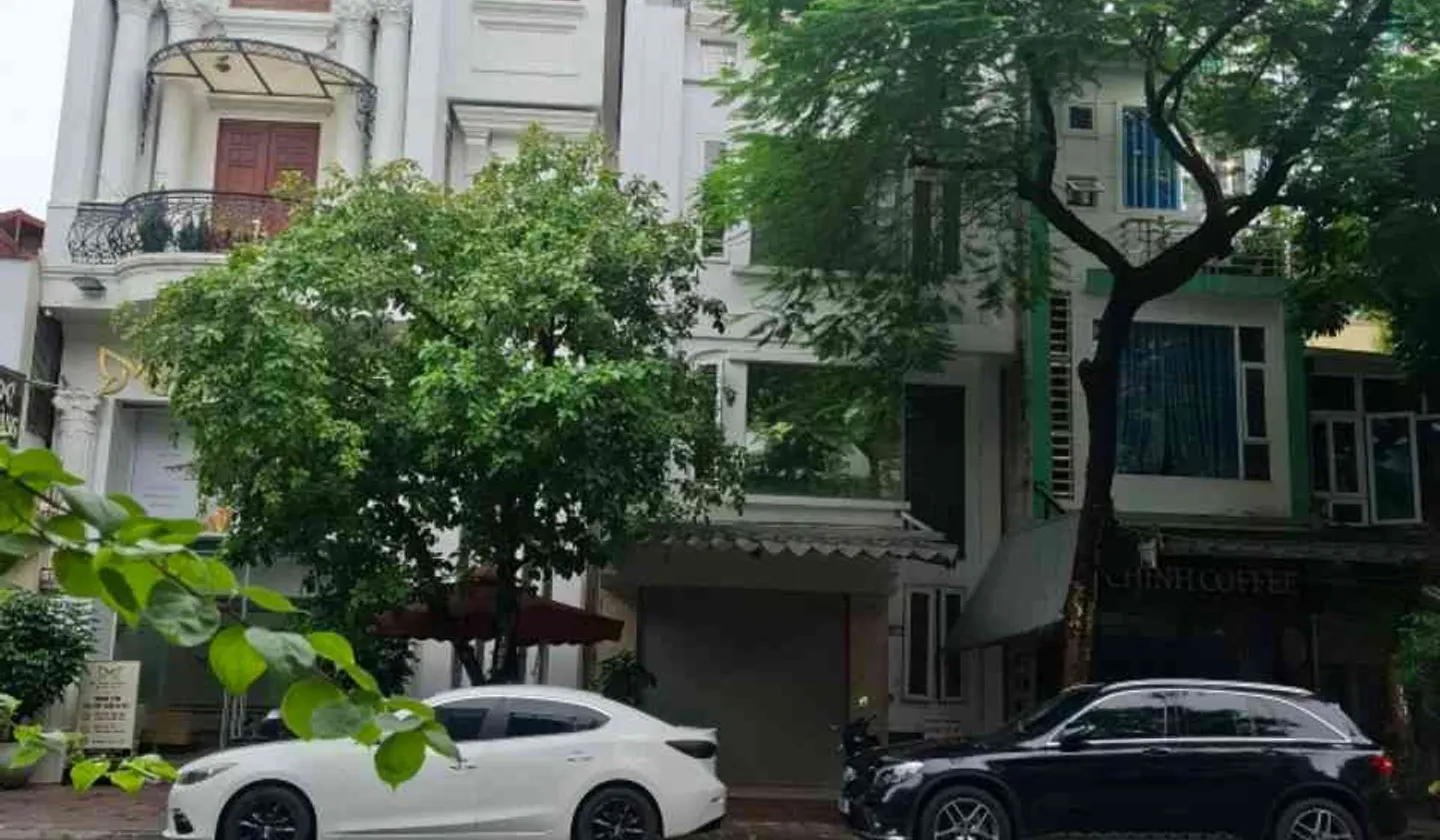 Nhà mặt phố 4 tầng tiện nghi, mặt tiền rộng 6m vị trí vàng đường Hoàng Minh Thảo... Bán nhà mặt phố tại Lê Chân, Hải Phòng 01