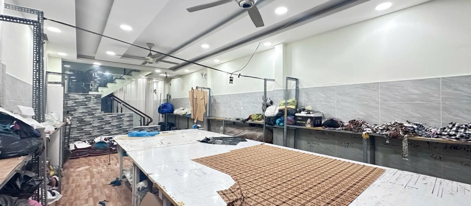 Nhà 5 Tầng Hẻm 8M Gần Mặt Tiền Lạc Long Quân - Sống Sang Chảnh... Bán nhà riêng tại Bảy Hiền, Hồ Chí Minh 01