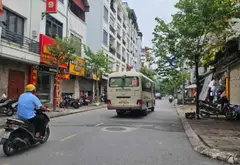 Bán nhà Trung Tâm Ngọc Hồi chợ văn Điển - ô tô đỗ - kinh doanh ngày đêm 📍📕🚘🏘️... Bán nhà mặt phố tại Thanh Trì, Hà Nội 02