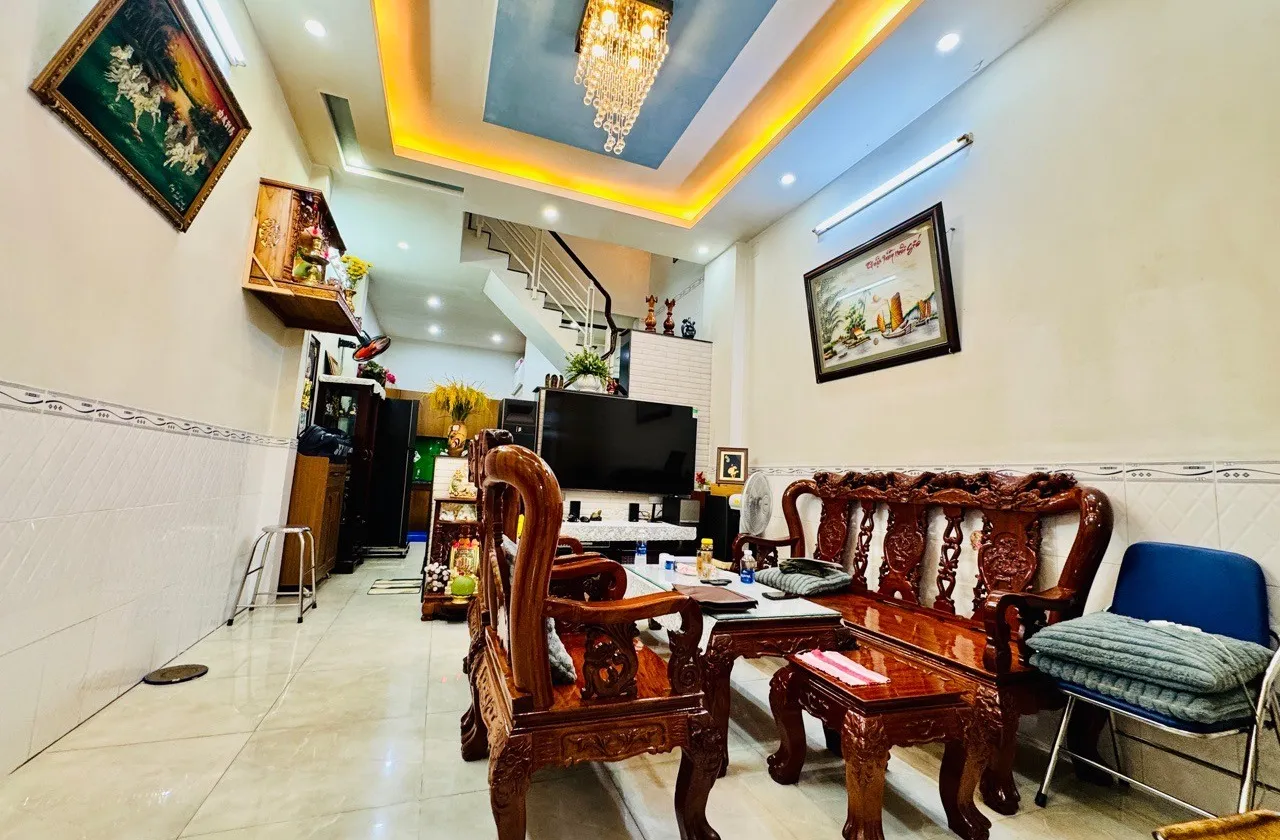 CHỈ 4,28 TỶ NHÀ ĐẸP 2 TẦNG ĐƯỜNG CHÁNH HƯNG Q8 - DT 45,7M2 NỞ HẬU TÀI LỘC - GẦN AEON CAO LỖ... Bán nhà riêng tại Chánh Hưng, Hồ Chí Minh 01