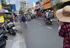 Đất 2 mặt hẻm xe hơi ngay trung tâm Phan Xích Long... Bán đất tại Đức Nhuận, Hồ Chí Minh 05