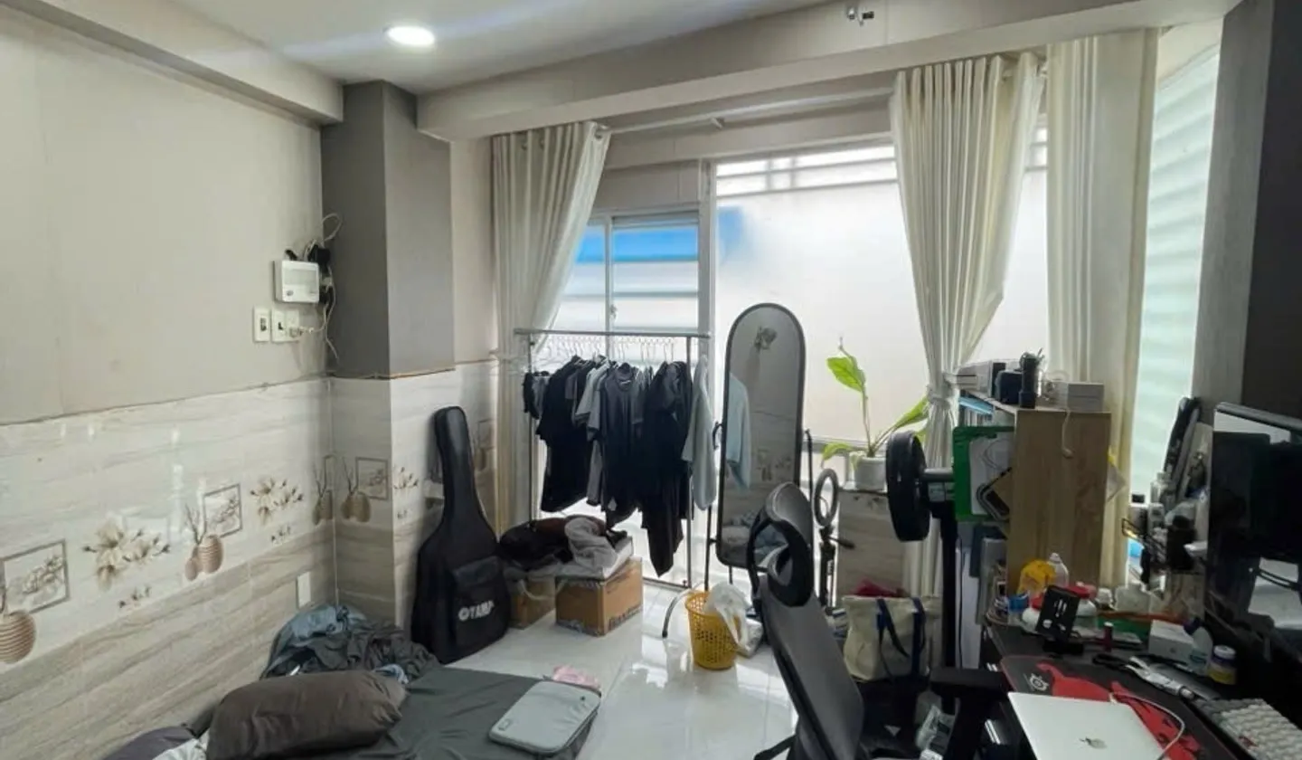 Nhà riêng 3 tầng, 2 phòng ngủ, hẻm xe hơi, giảm còn 3.5 tỷ... Bán nhà riêng tại Tân Sơn Nhất, Hồ Chí Minh 01
