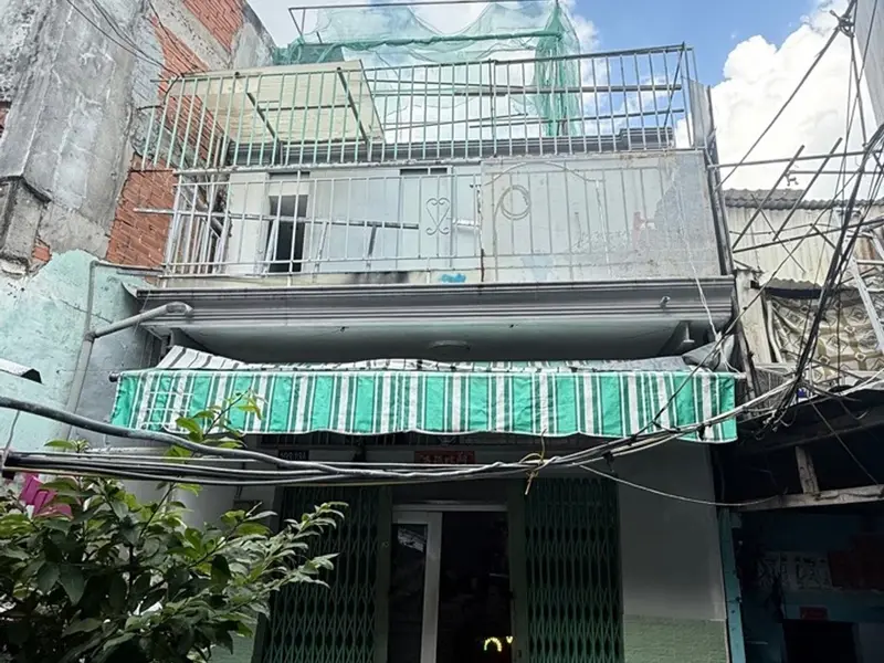 GIẢM 600 TRIỆU CHO CĂN NHÀ VĂN THÂN Q6 CHỈ CÒN 2.7 TỶ (0935526829)... Bán nhà riêng tại Bình Tiên, Hồ Chí Minh 01