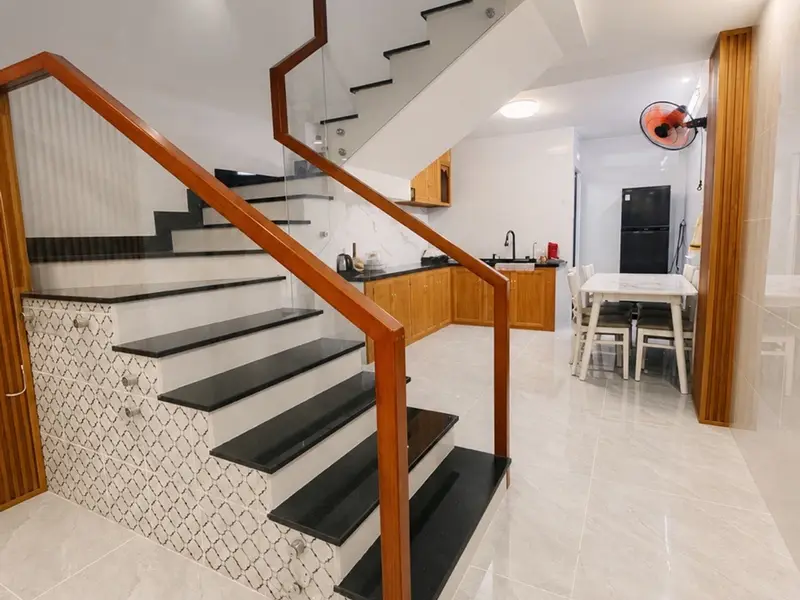 NHÀ MỚI 3 TẦNG – KẾ TRƯỜNG, SÁT CHỢ -Q11- 3.5m x 13
Lạc Long Quân, Q11 – đường 6m thông, kinh doanh... Bán nhà riêng tại Bình Thới, Hồ Chí Minh 01