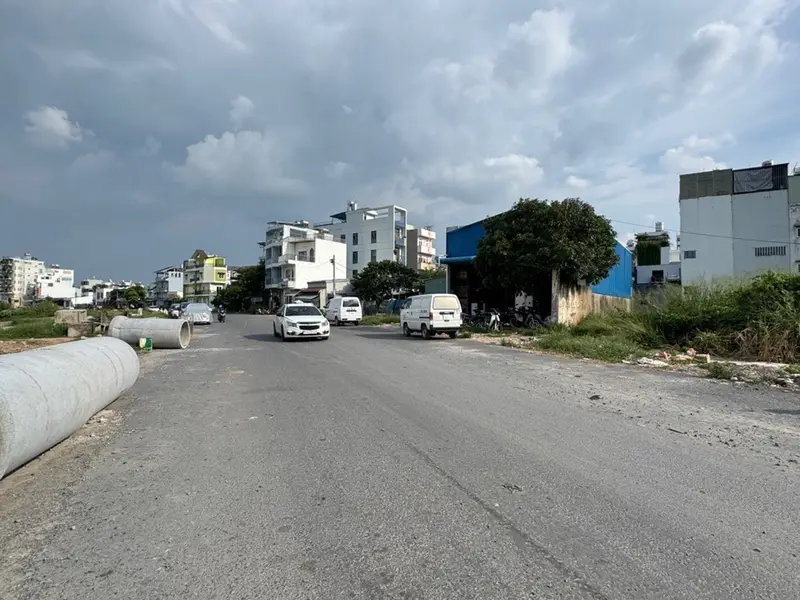 Bán đất 250m2 mặt tiền bờ kè Tham Lương, Thống Nhất,ngang 6.7.... Bán đất tại An Hội Đông, Hồ Chí Minh 01